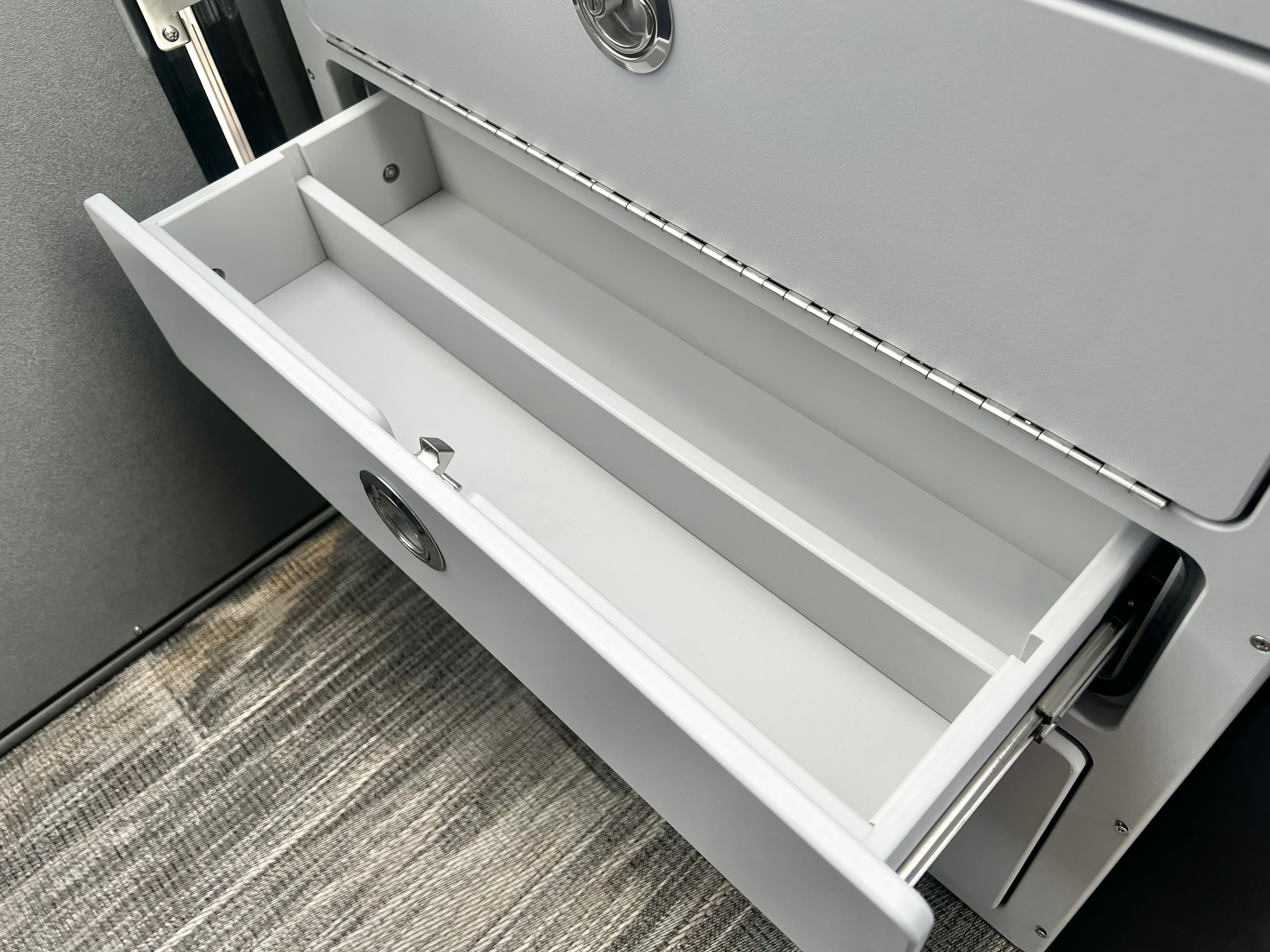 2026 Avalon Excalibur LTD 25' Flex Lounge Triple-Toon - IN STOCK - 33