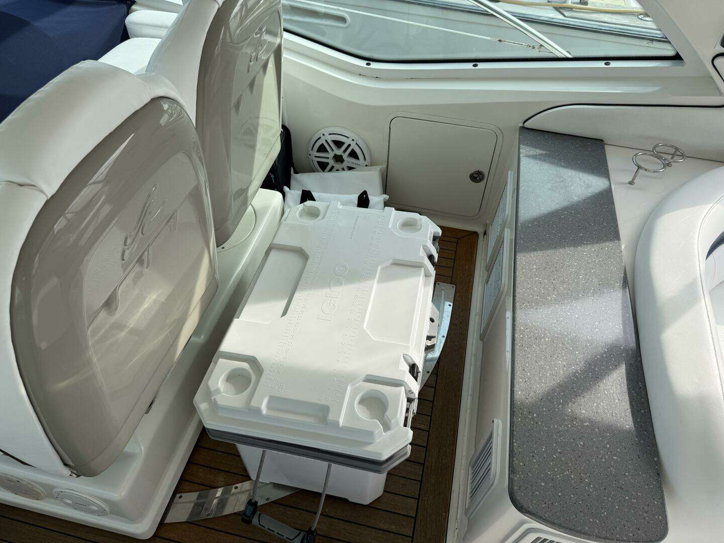 2006 Sea Ray 48 Sundancer - Image 17