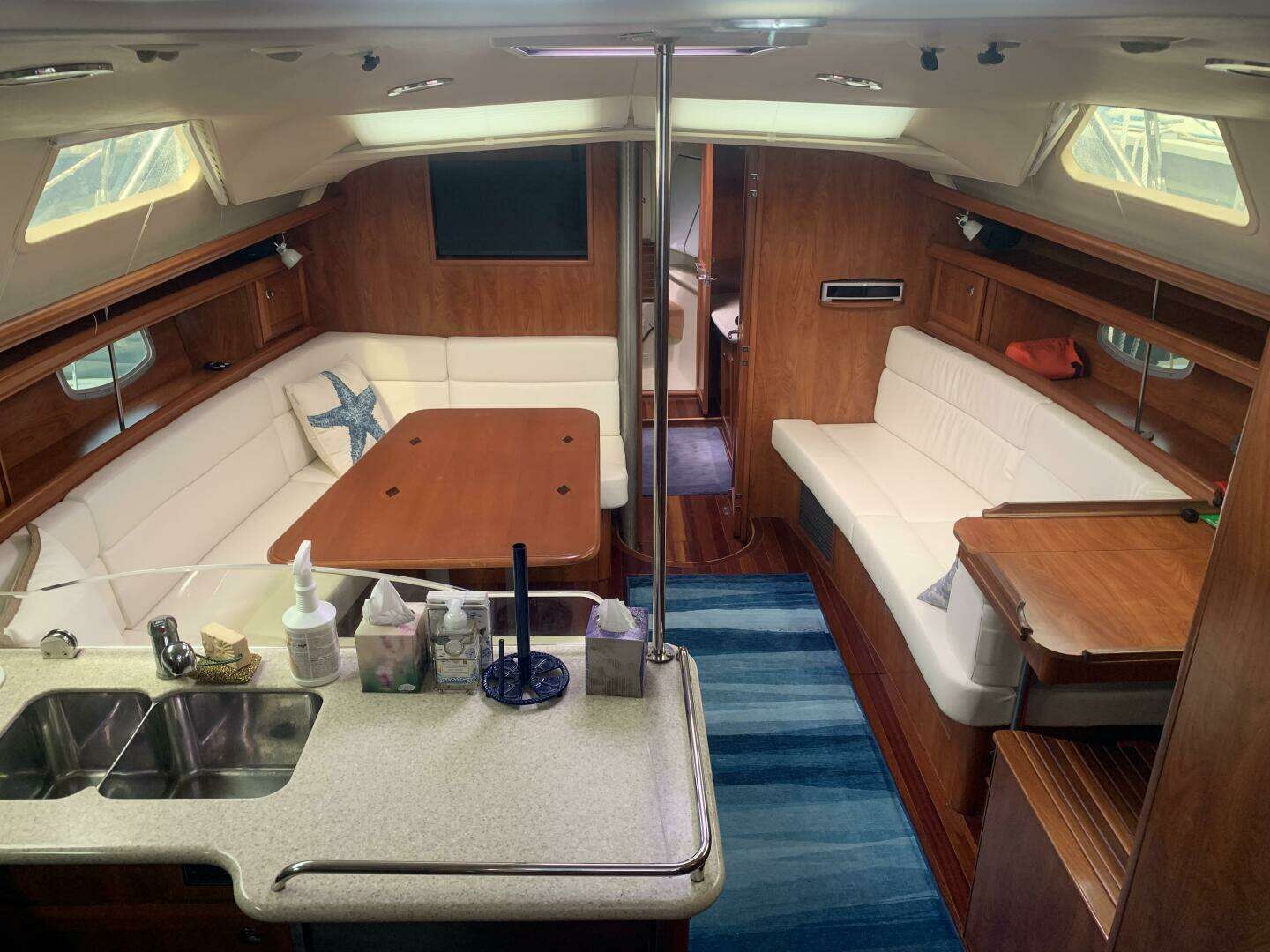 2011 Hunter 45DS - Image 19