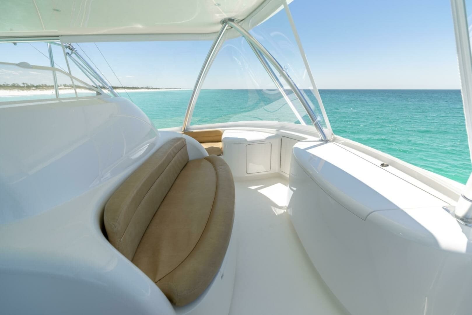 2015 Viking 62 Convertible - Image 28