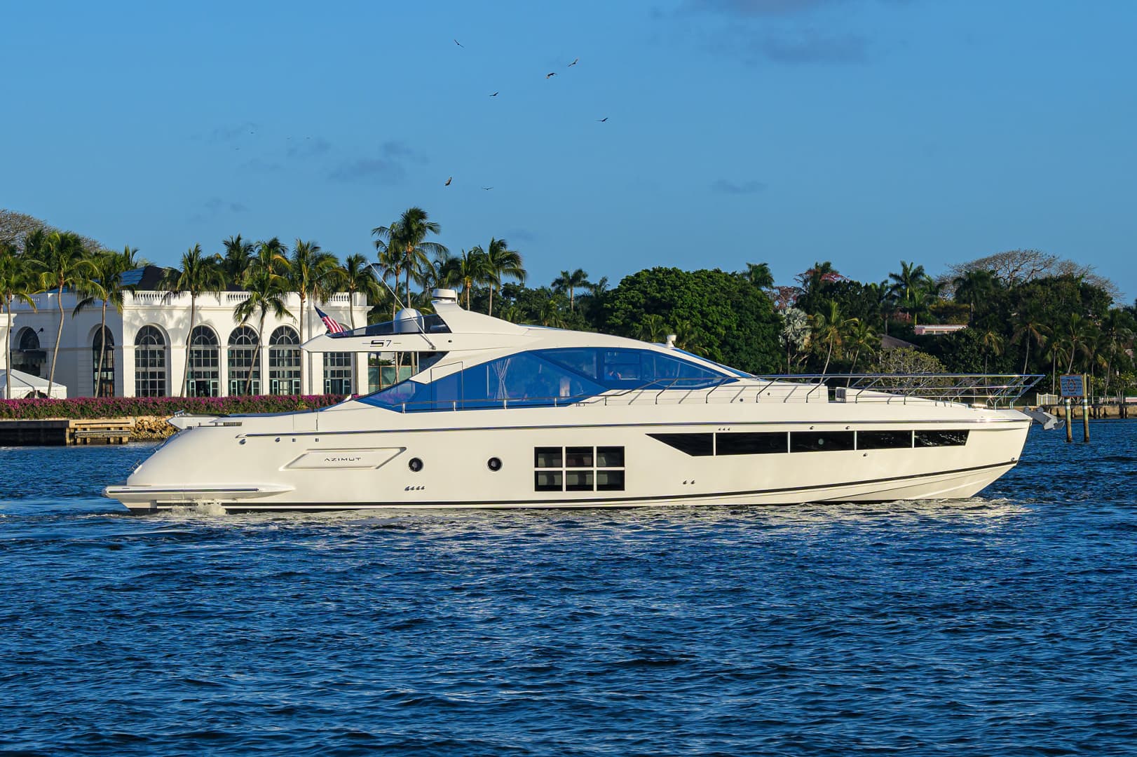 2019 Azimut S7 - Image 7
