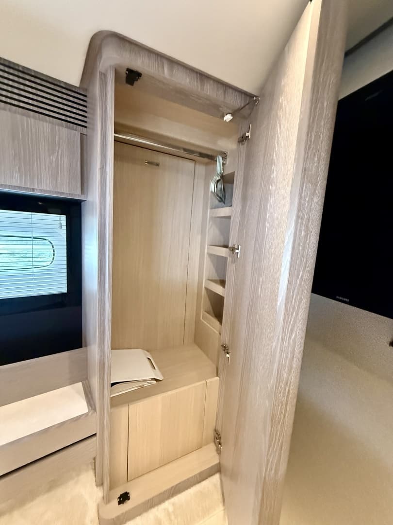 2020 Azimut Magellano 66 - Image 71