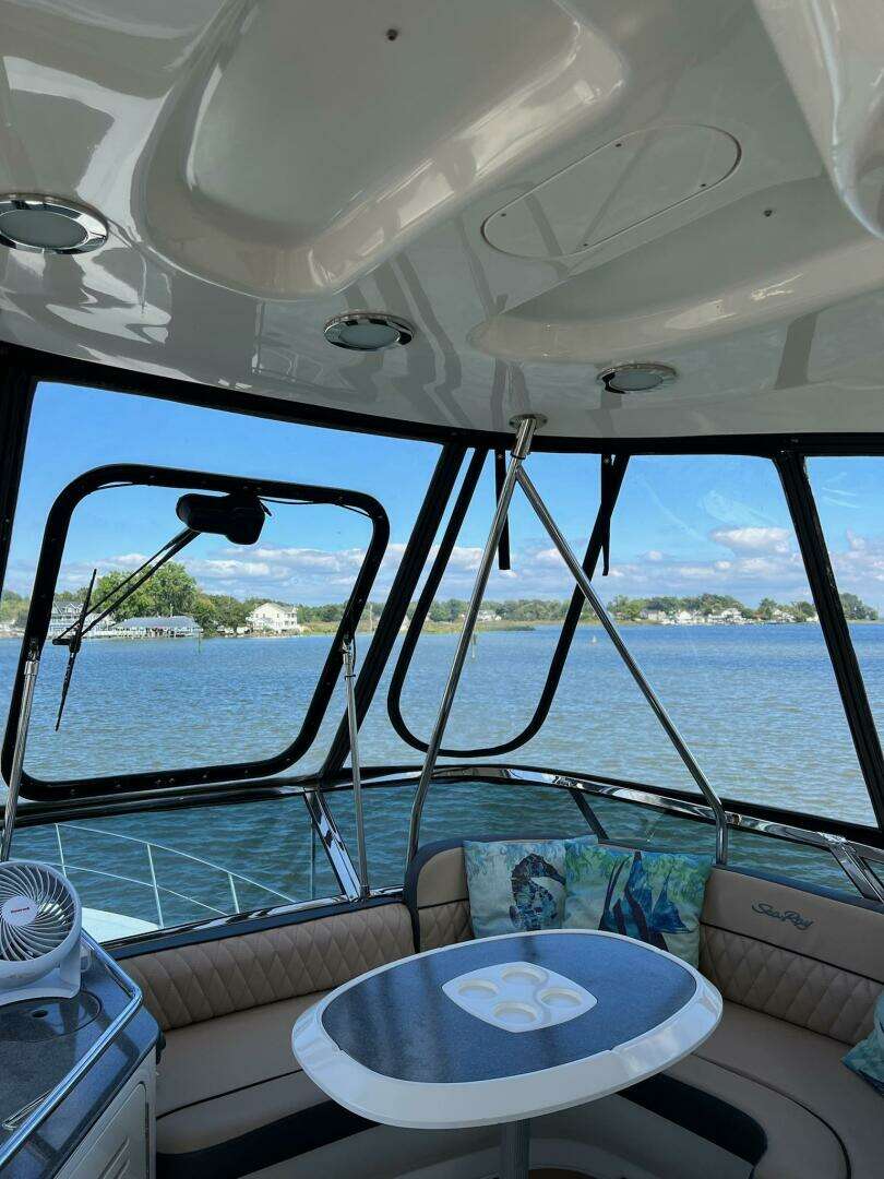 2005 Sea Ray 500 Sedan Bridge - Image 33