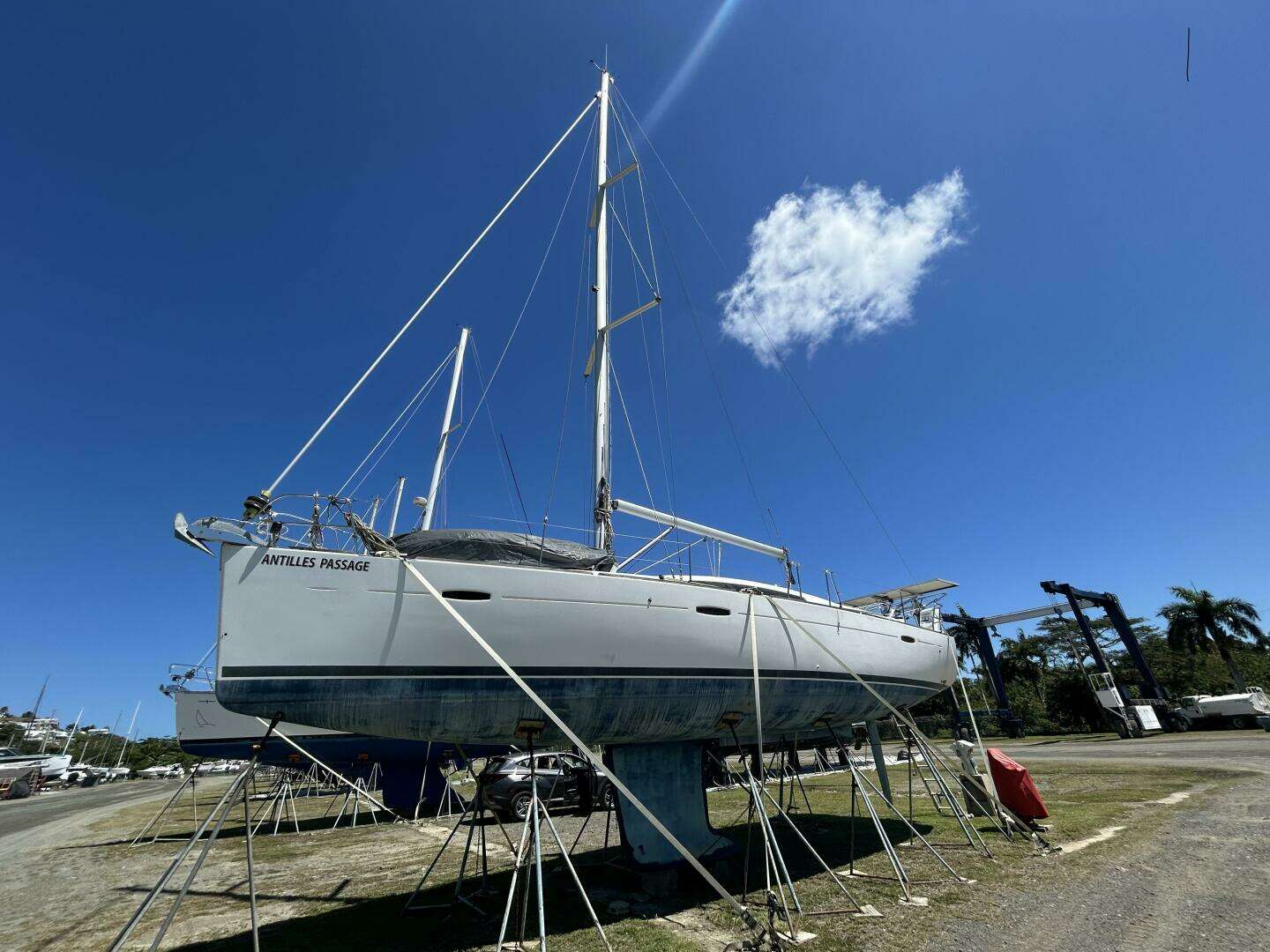 2010 Beneteau Oceanis 43 - Image 42