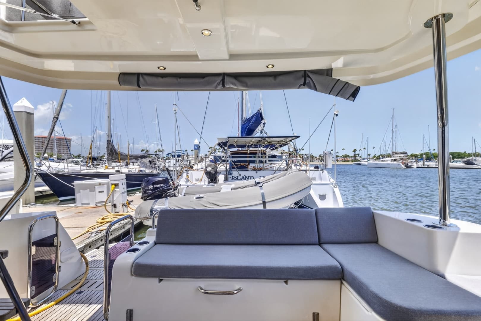 2022 Beneteau Swift Trawler 41 Fly - Image 19