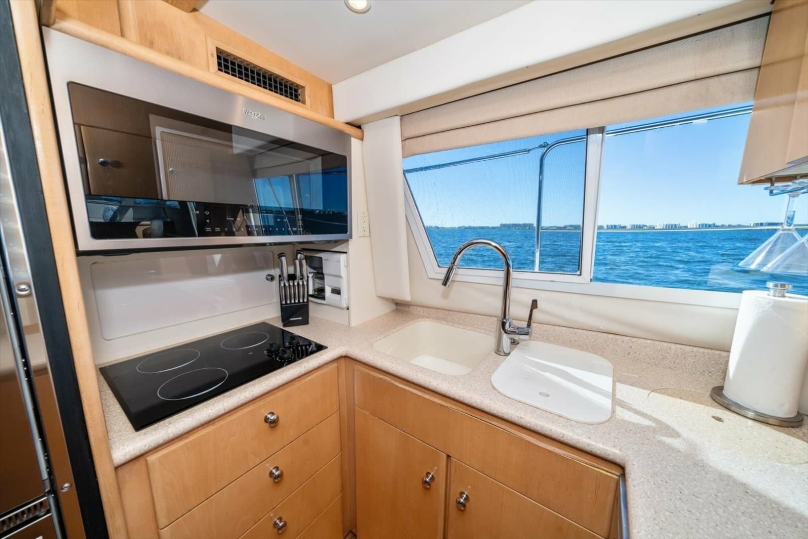 1998 Carver 455 Aft Cabin MY - Image 45