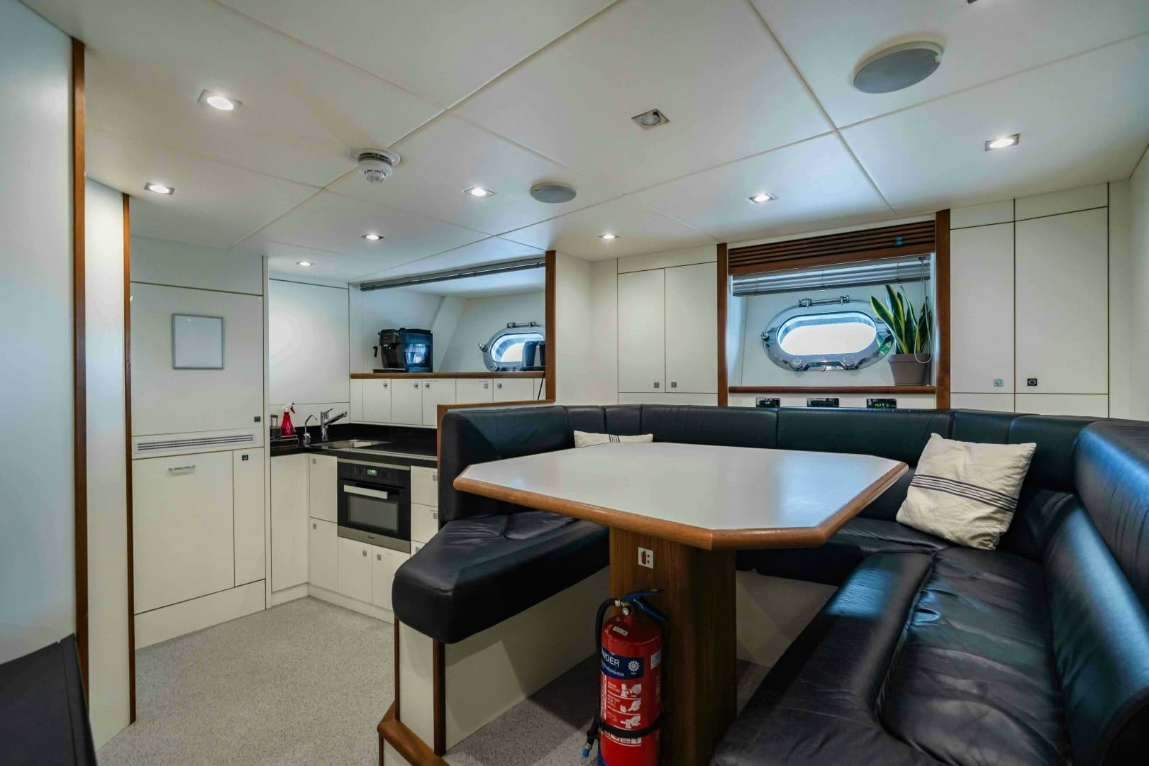 2016 Sunseeker Sunseeker 131 Yacht - Image 49