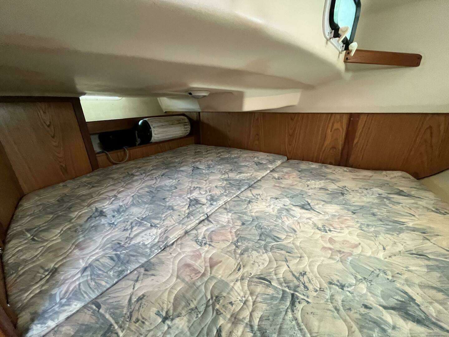 2000 Hunter 340 - Image 44
