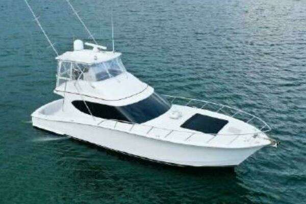 2013 Hatteras GT54