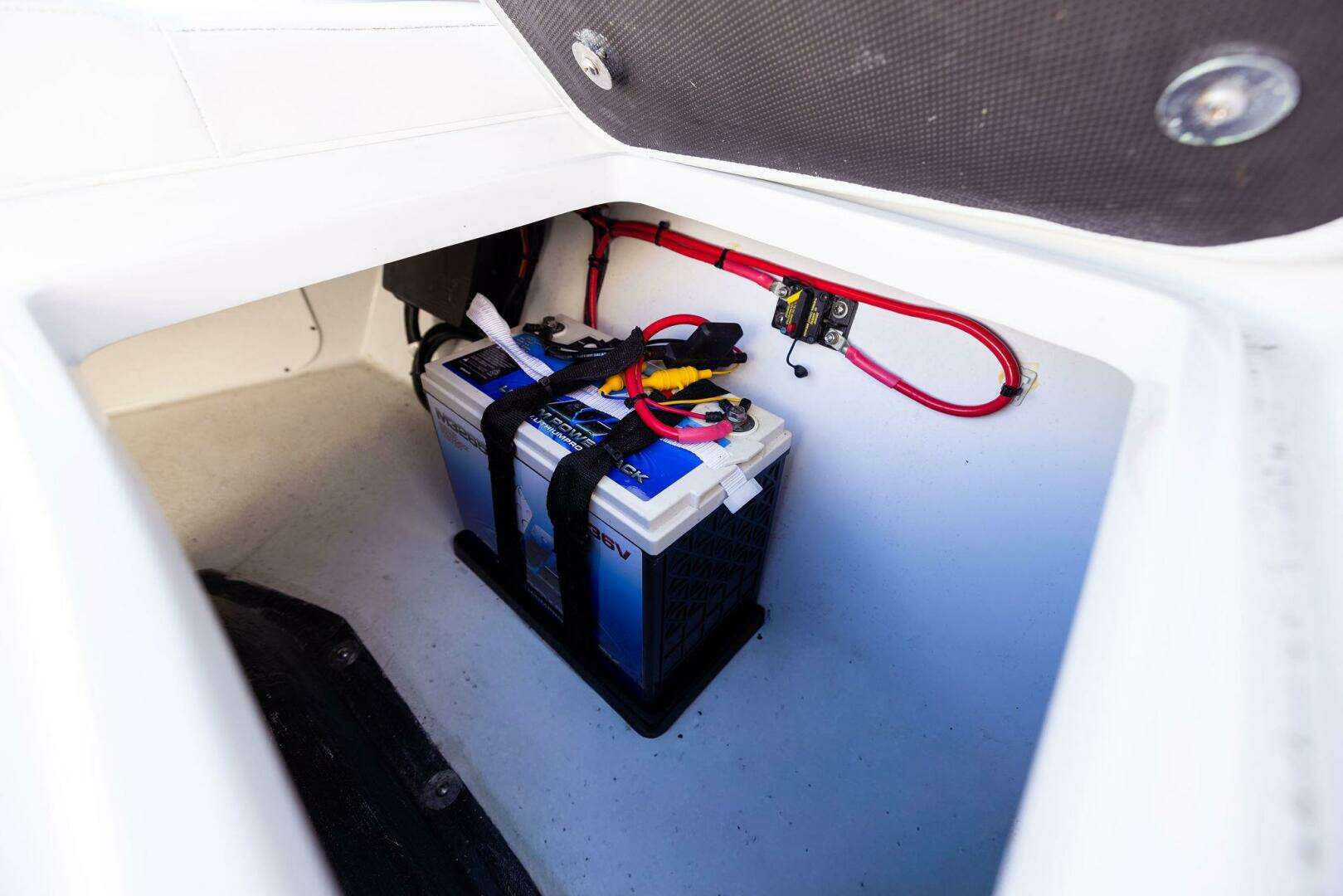 2023 Yellowfin 32 Offshore - Image 54