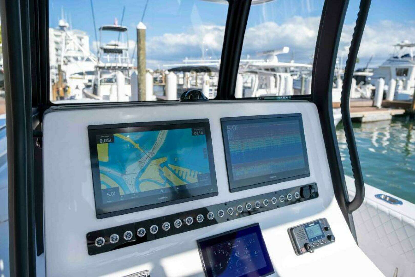 2026 Reef Runner 340 - Image 9