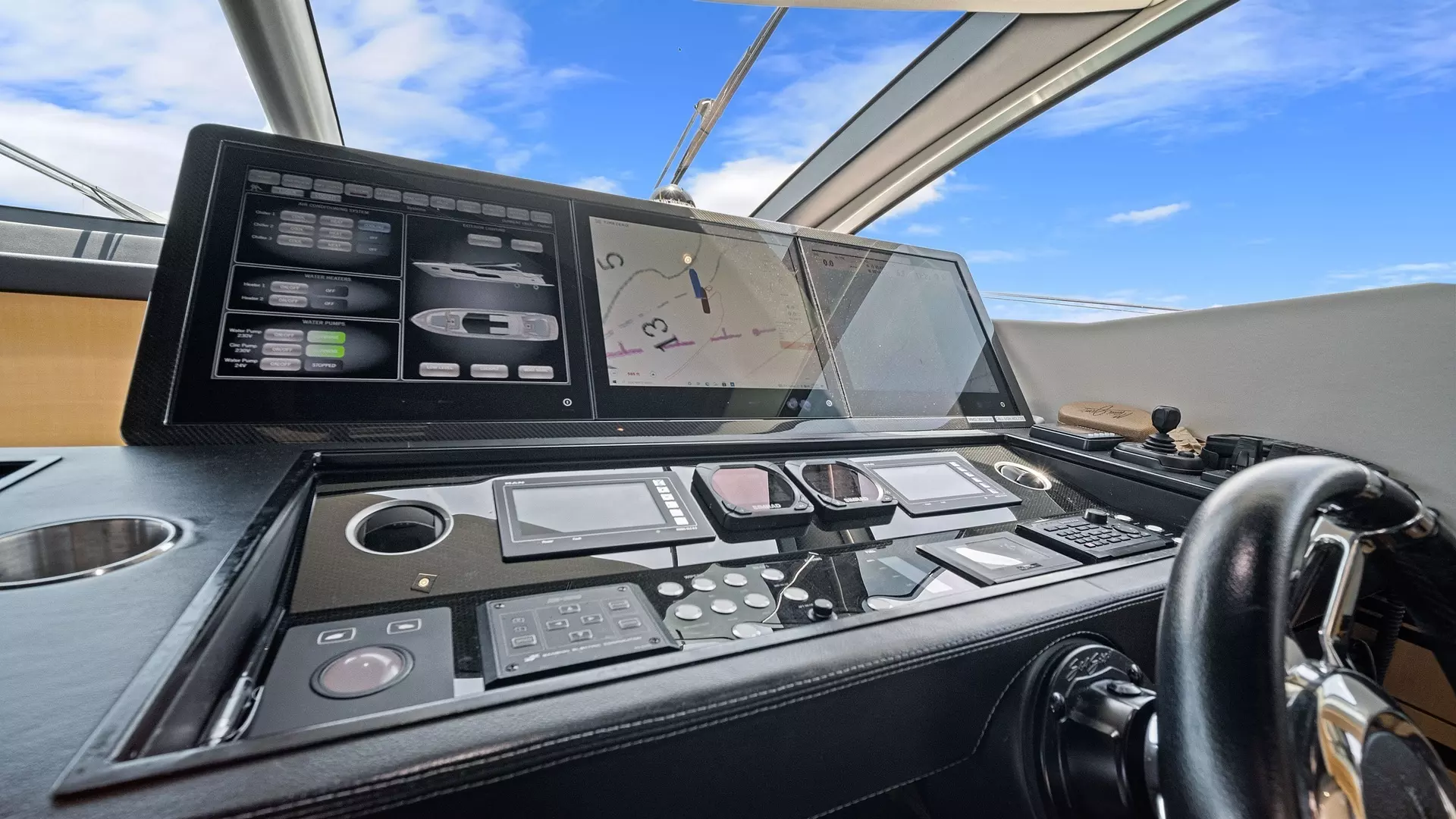 2013 Sunseeker 80 Predator - Image 30