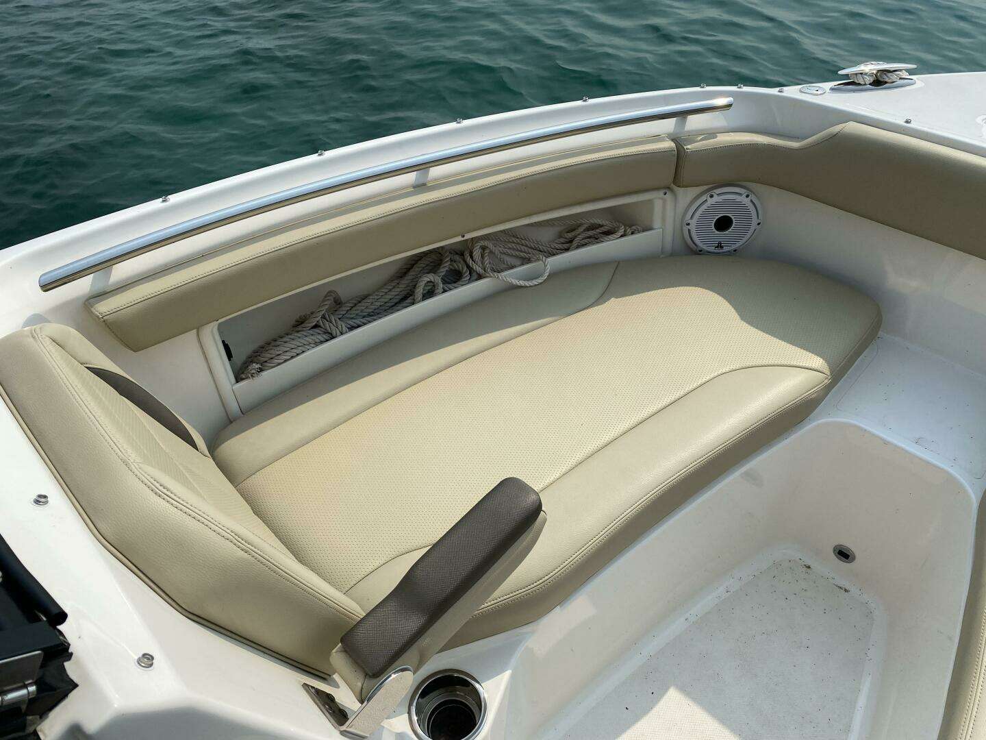 2021 Pursuit 266 Dual Console - Image 16
