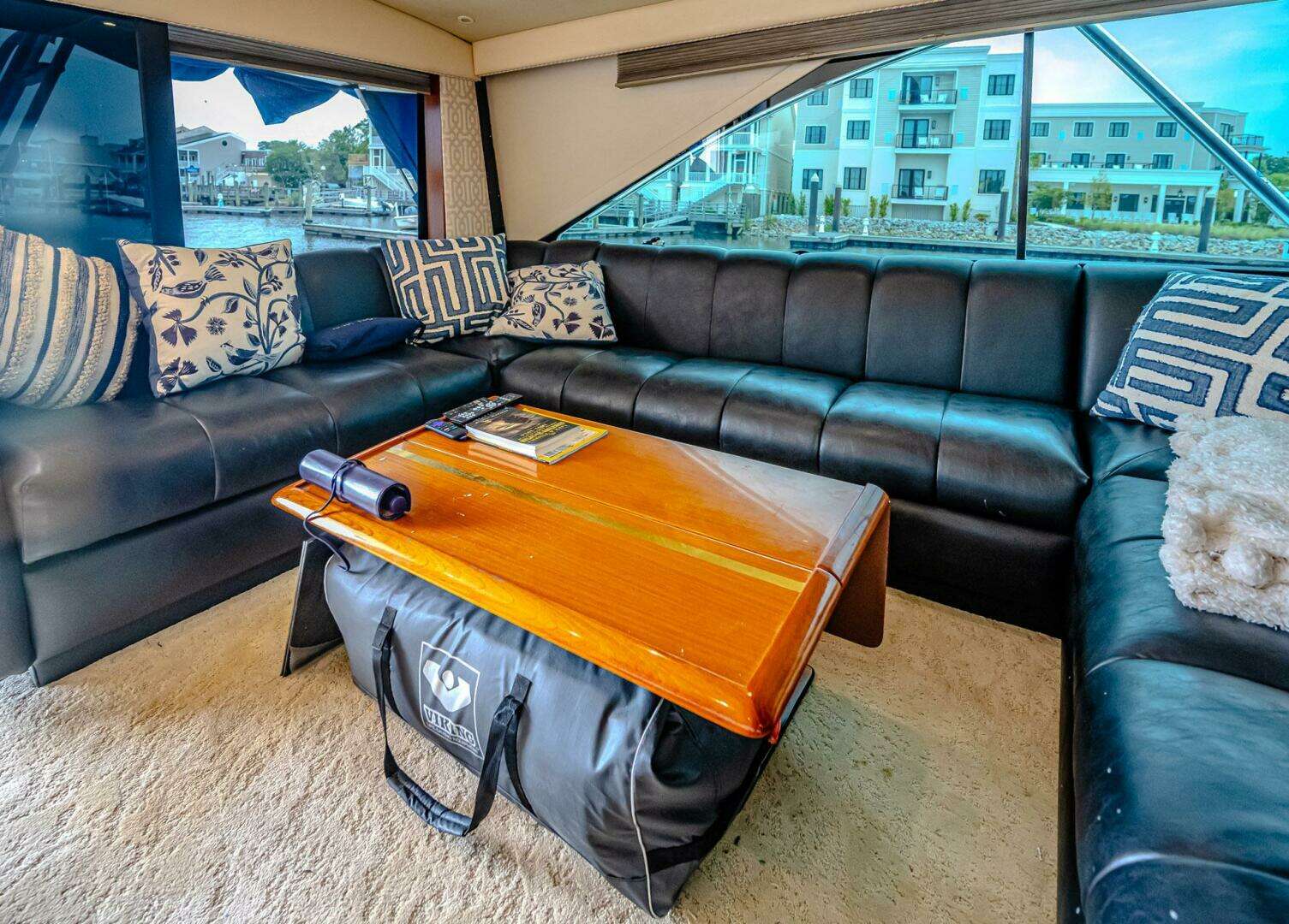 1997 Ocean Yachts 60 Super Sport  EB - Image 9