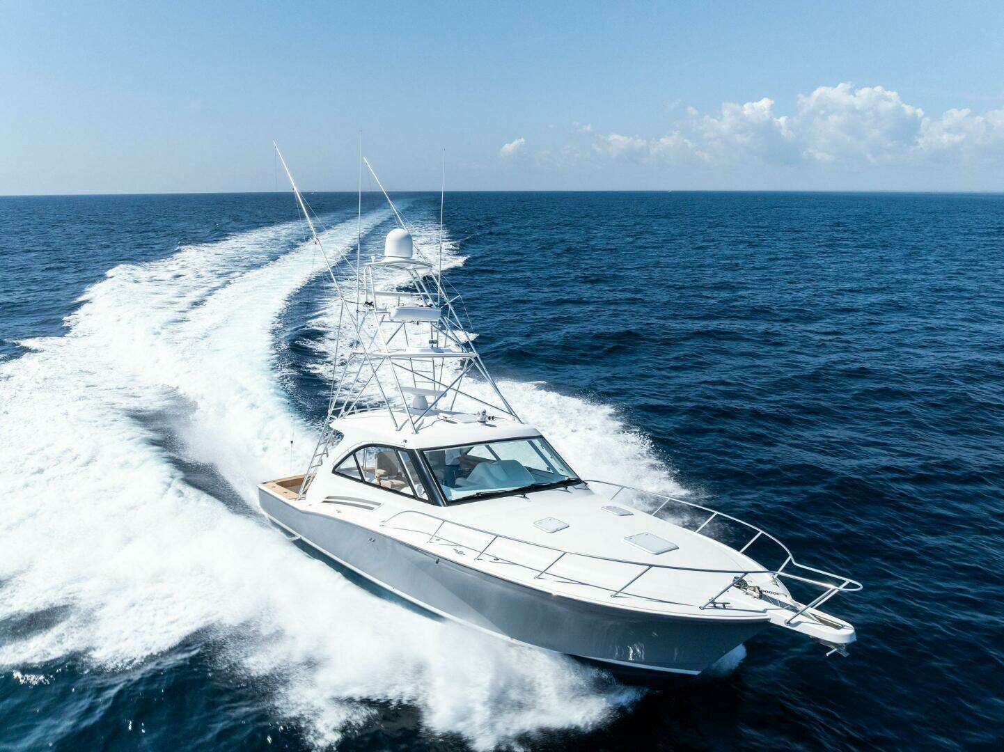 2016 Hatteras — - Image 24