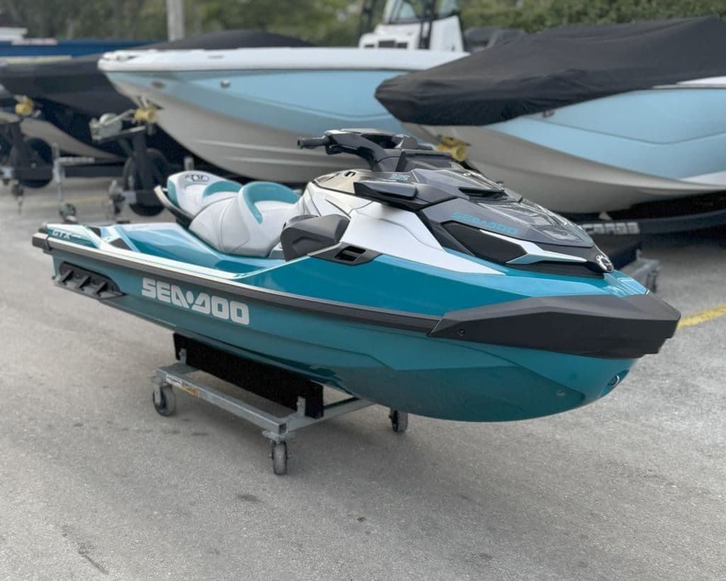 2026 Sea-Doo GTX Limited 325