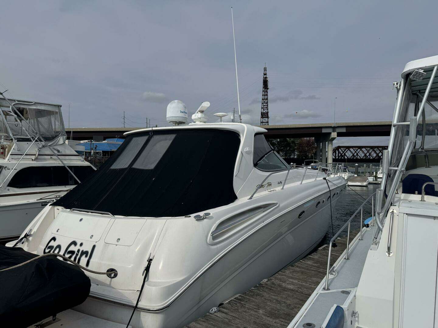 2001 Sea Ray 510 SUNDANCER - Image 5
