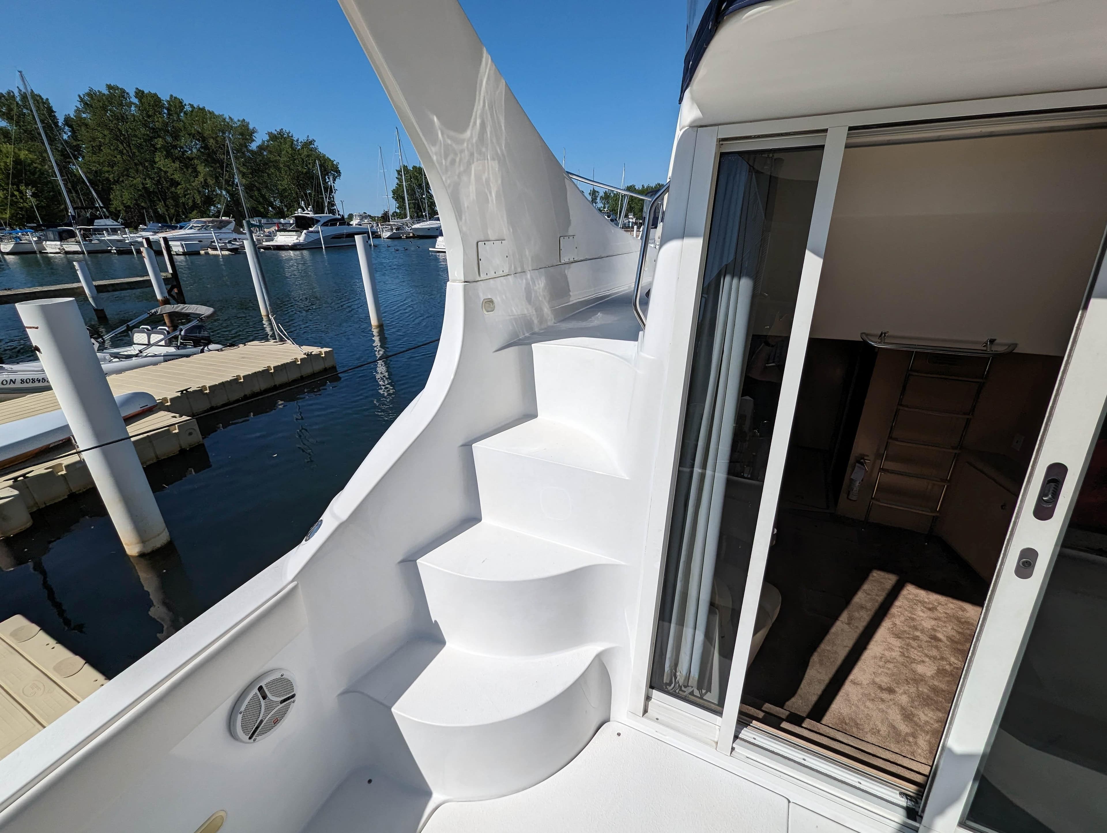 2000 Carver 350 Mariner - 79