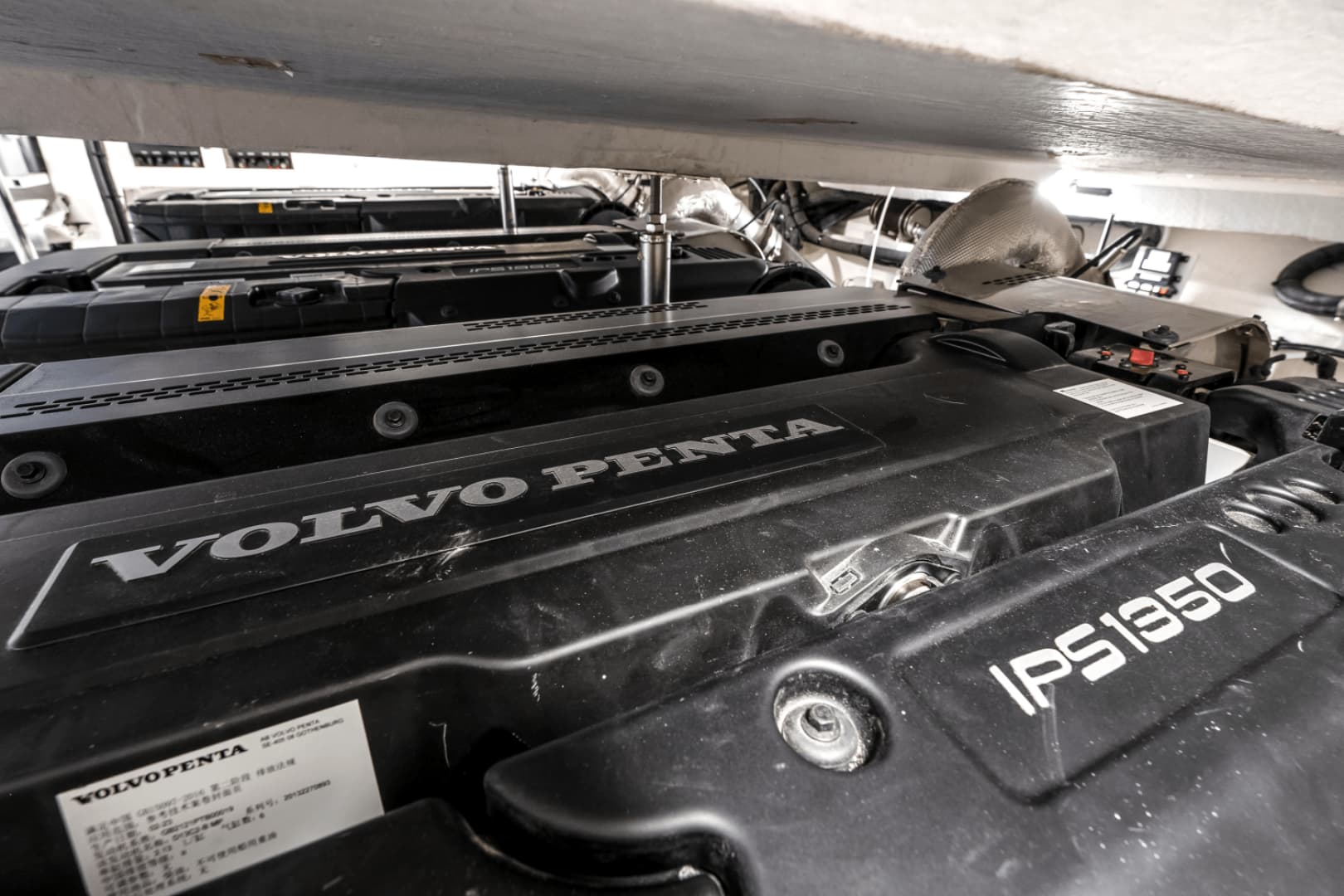 2024 Azimut S8 - Image 72