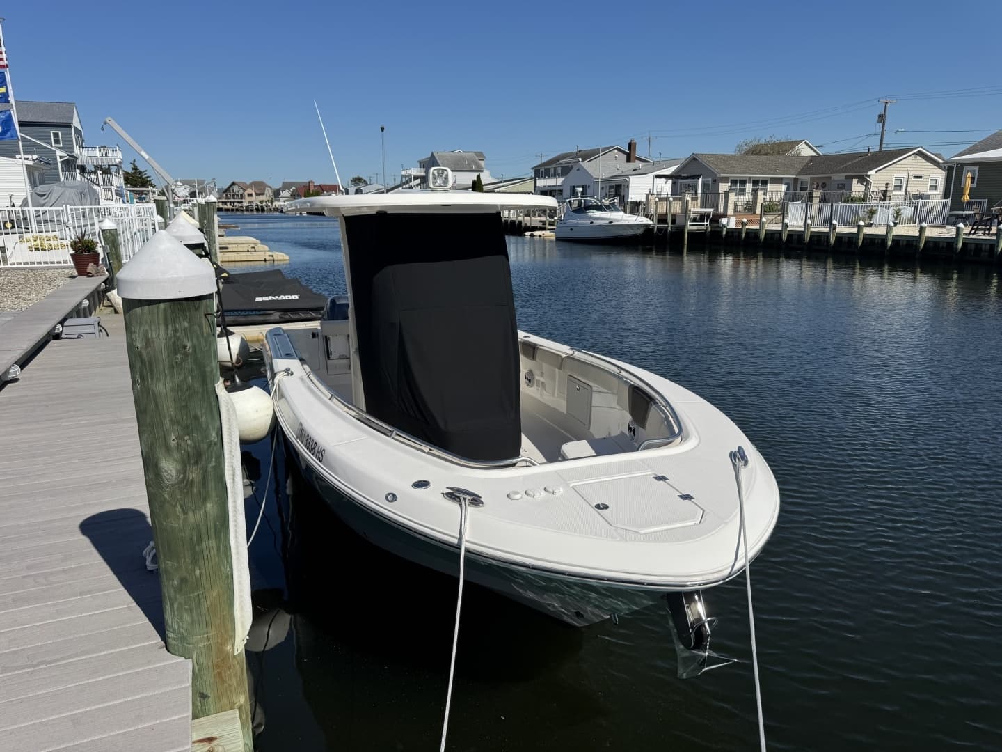 2020 Robalo R272 Center Console - Image 24