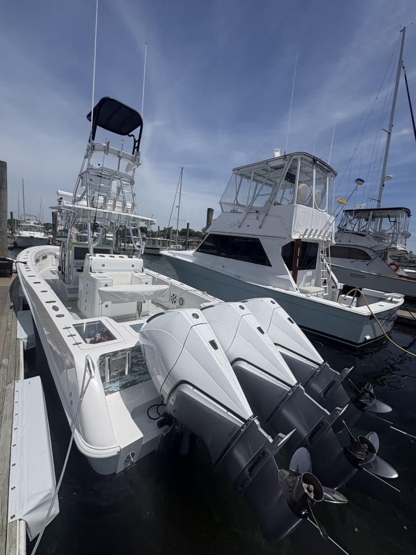 2019 Concept 39 Pro Fish - Image 4