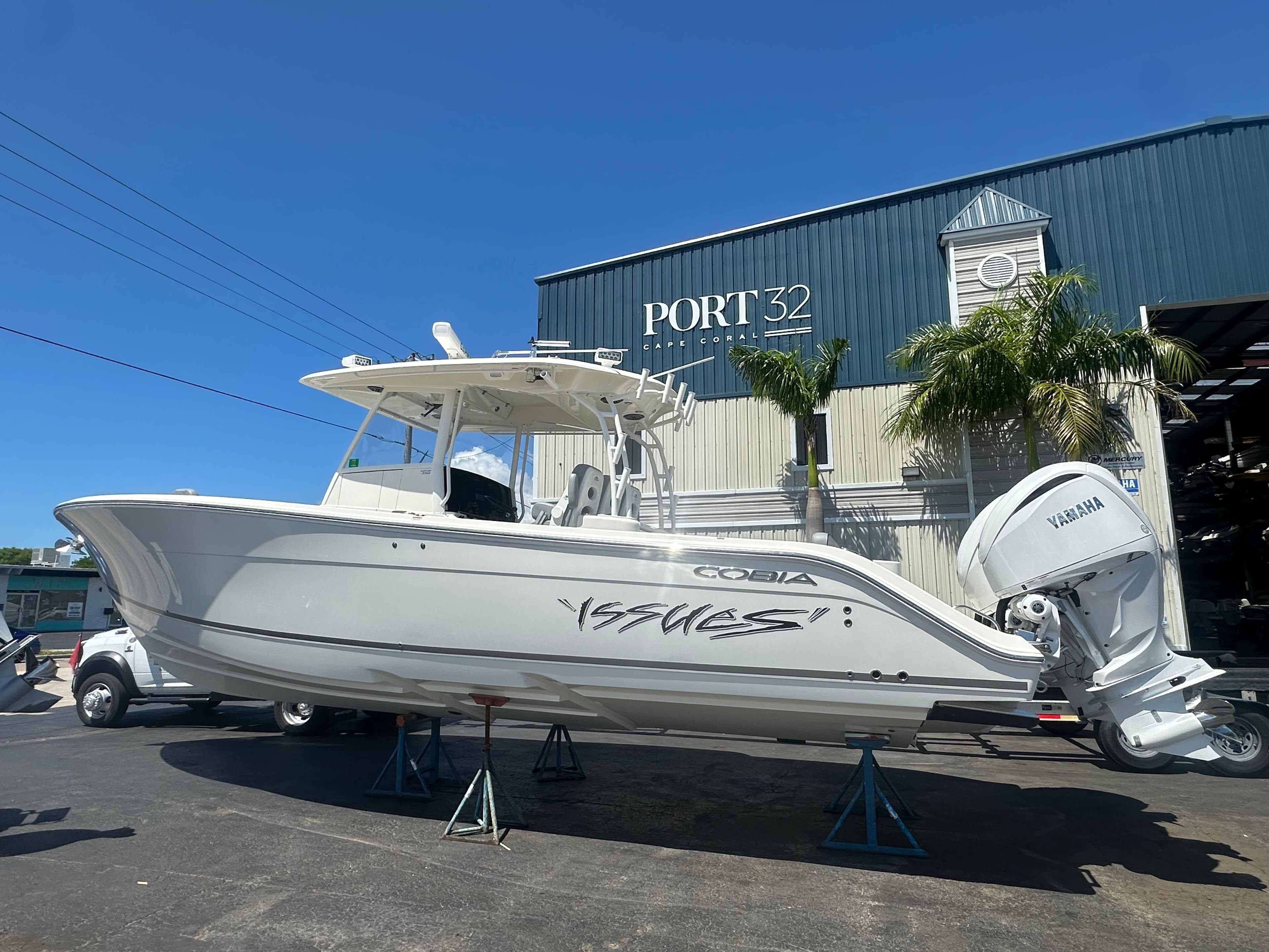 2024 Cobia 350 Center Console