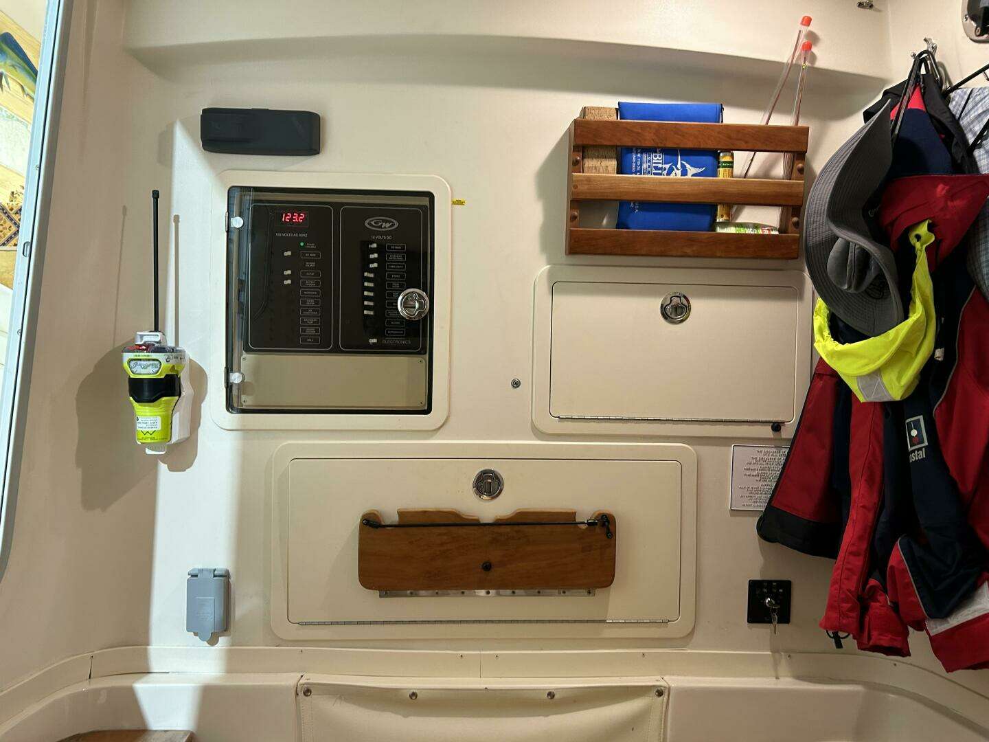 2019 Grady-White — - Image 6