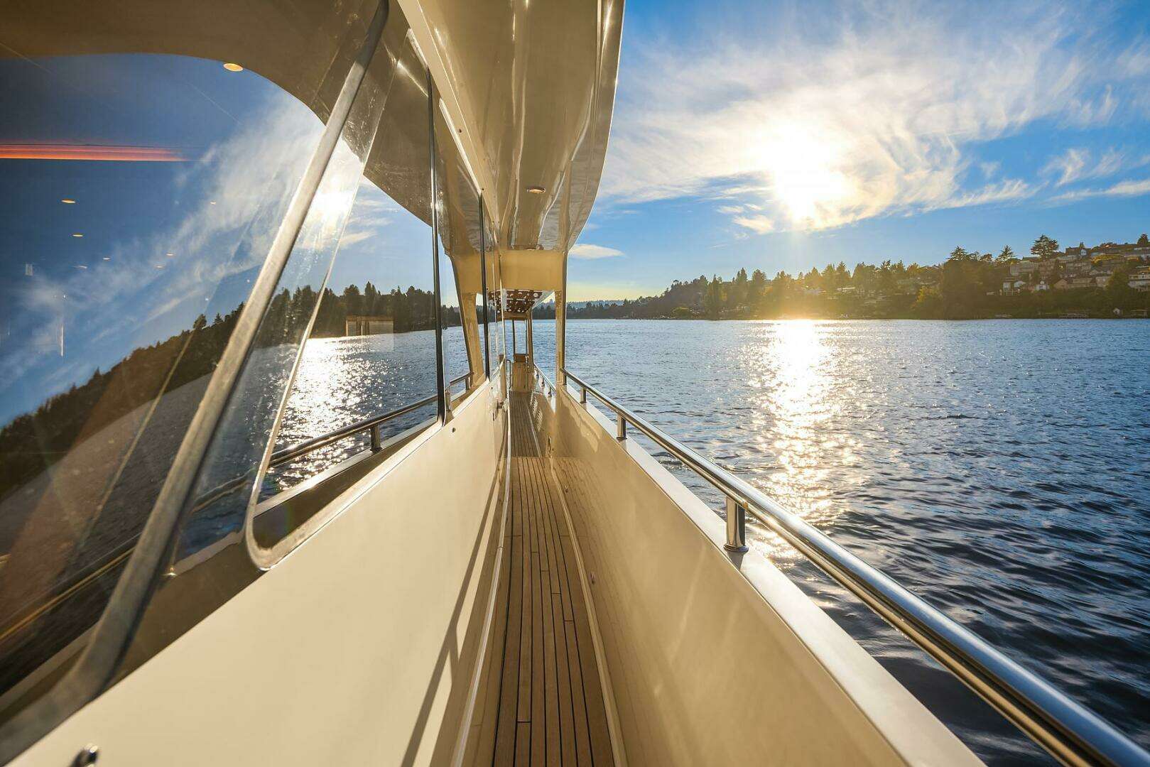 2014 Hampton 720 Skylounge LRC - Image 81