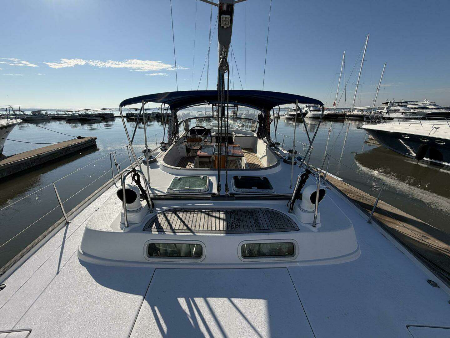 2004 Beneteau 57 Center Cockpit - Image 24