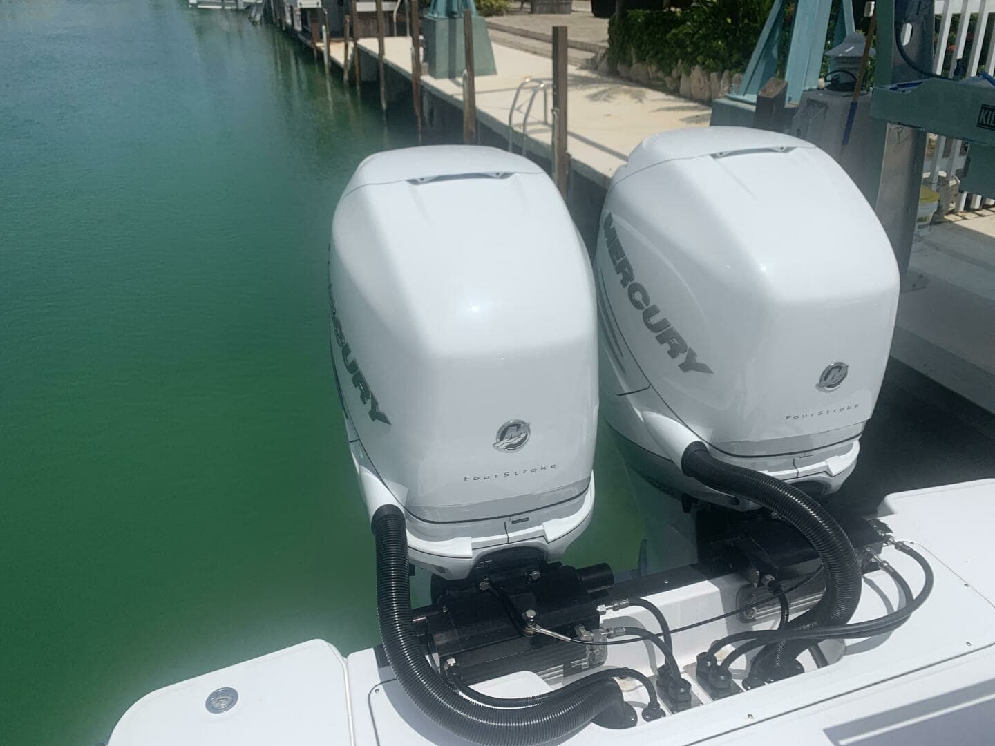 2023 Blackfin 302 CC - Image 13