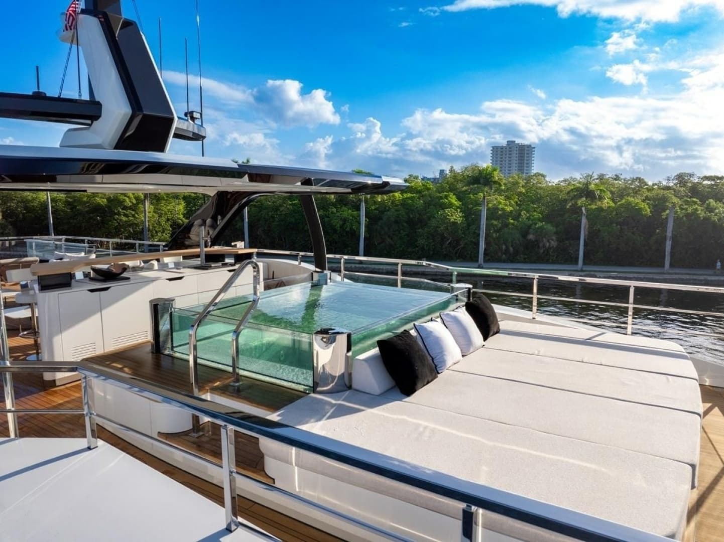 2024 Baglietto DOM 133 Tri-Deck Motoryacht - Image 19