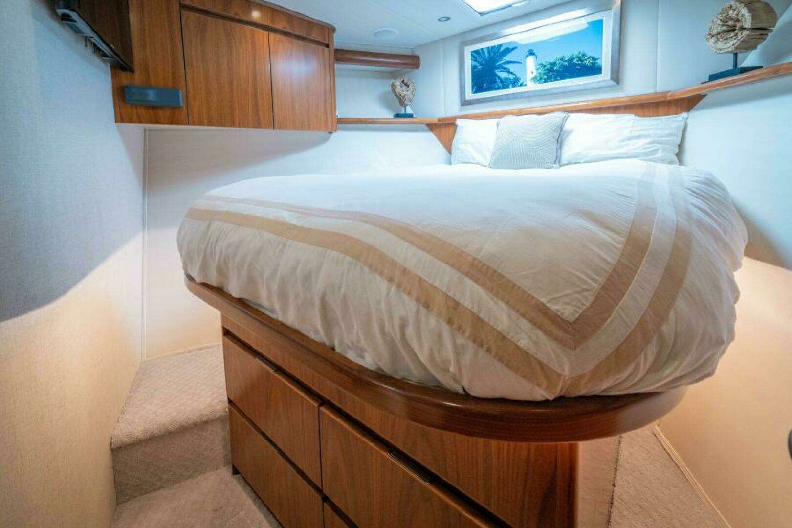 2017 Viking 62 Convertible - Image 22