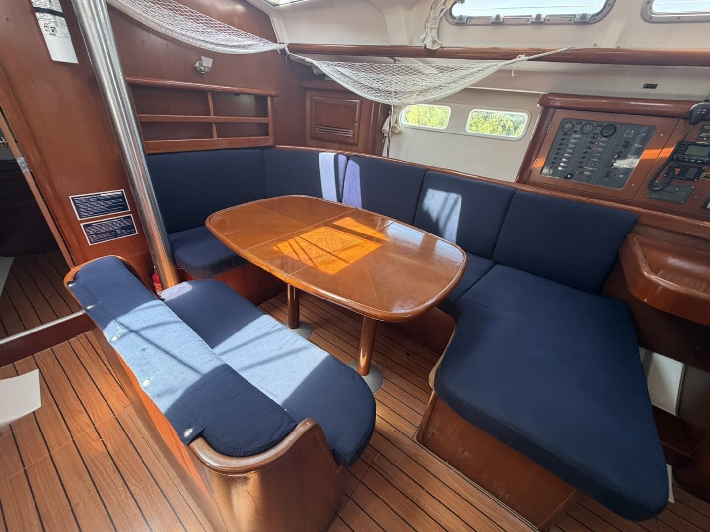 2006 Beneteau 423 - Image 89