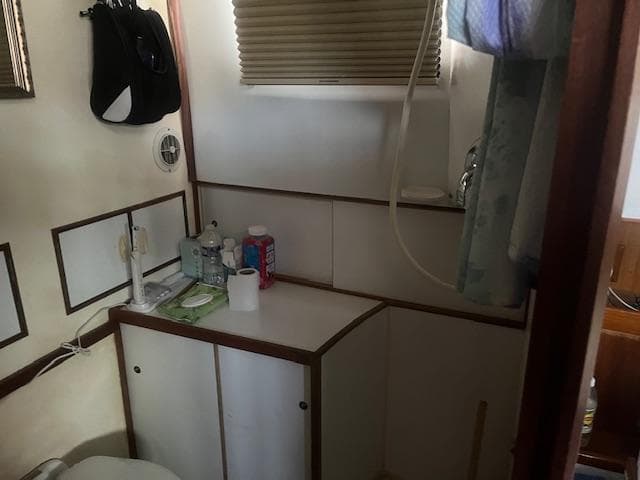 1982 Monk 402nd Vanity View