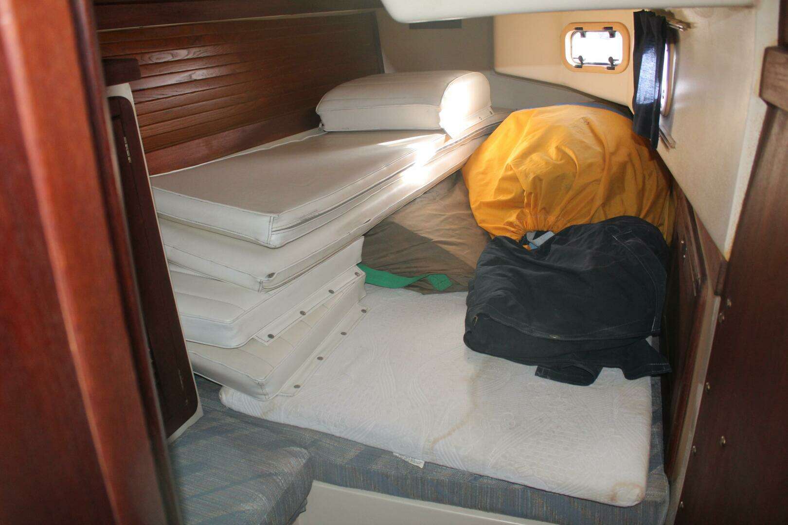 1990 Catalina 42 - Image 24
