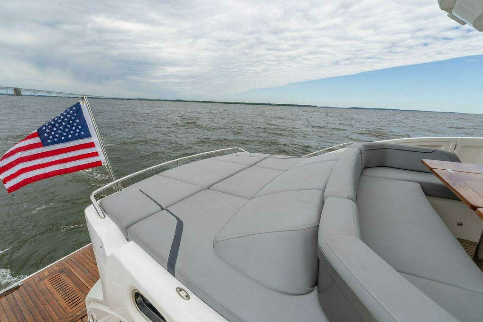 2020 Princess S66 - Image 17