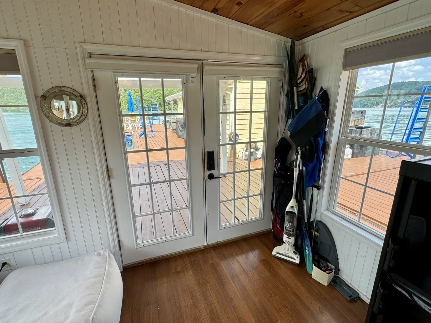 2008 Custom 13 x 29 Floating Cabin Approx 377sqft - Image 24