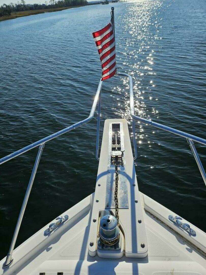 2003 Johnson Flybridge - Image 13
