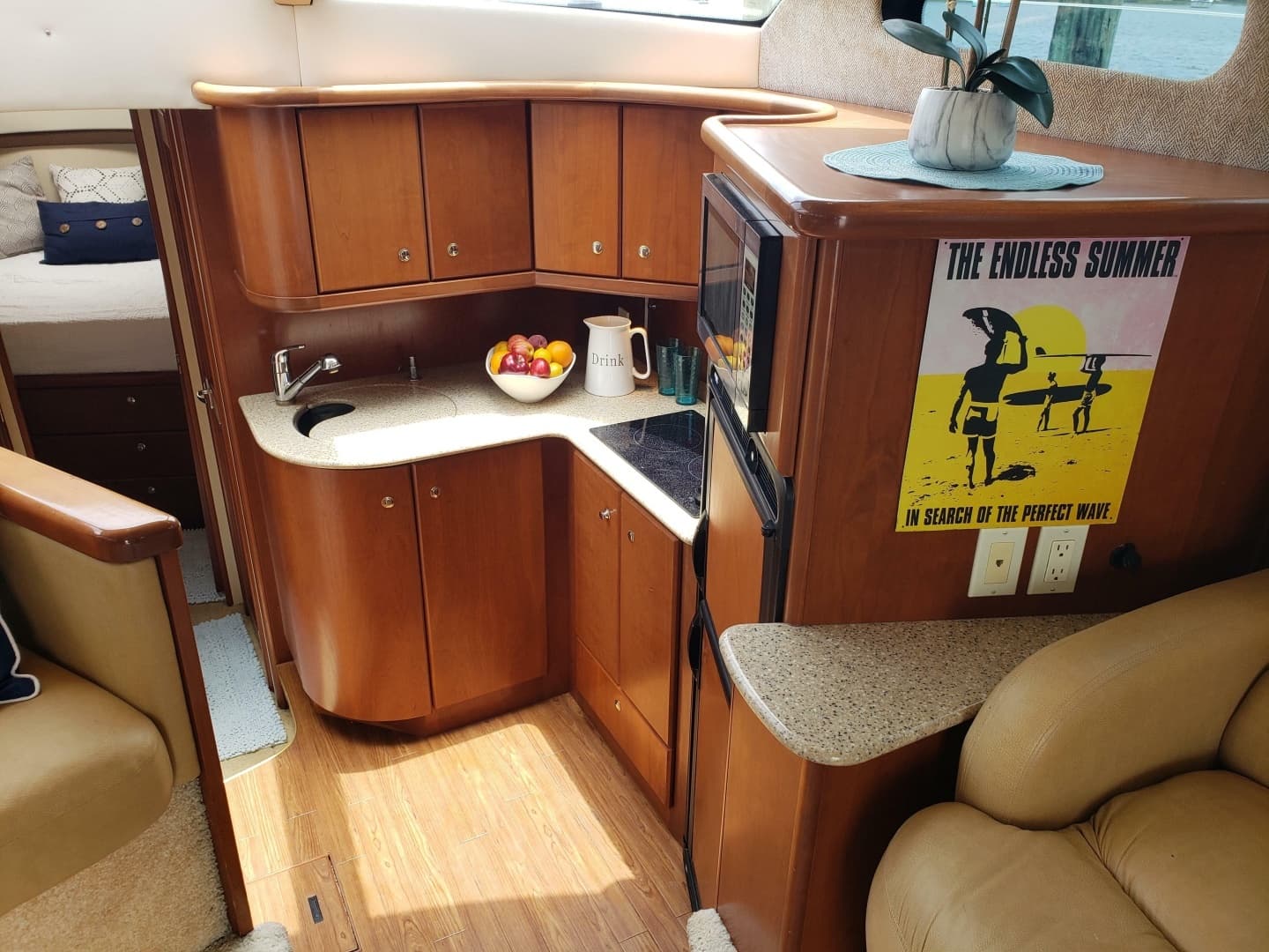 2006 Silverton 34 Convertible - Image 11