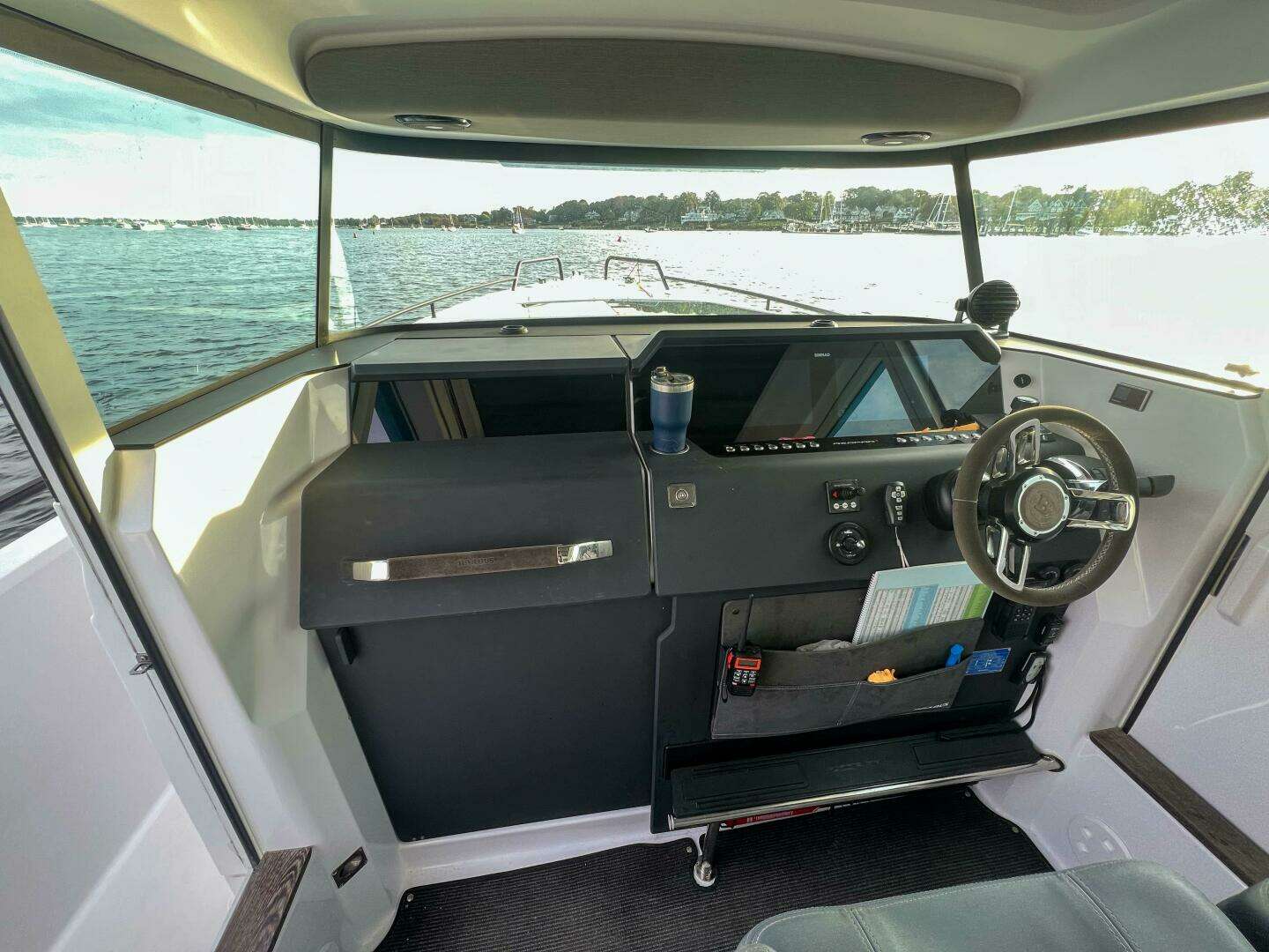 2020 Axopar 37 XC - Image 5