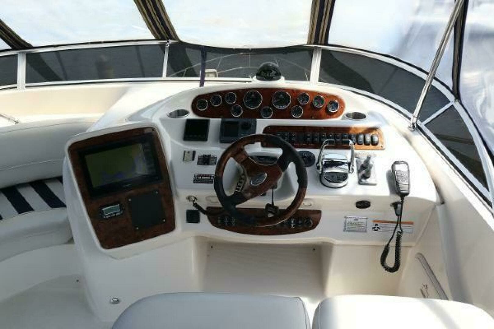 2007 Meridian Sedan 411 - Image 7