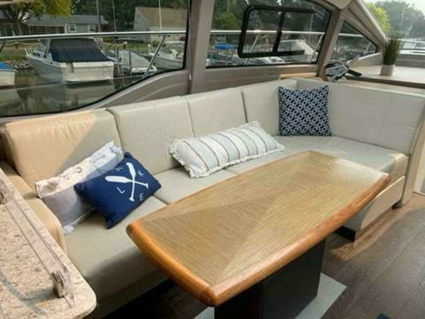 2017 Sea Ray 460 Sundancer - Image 66