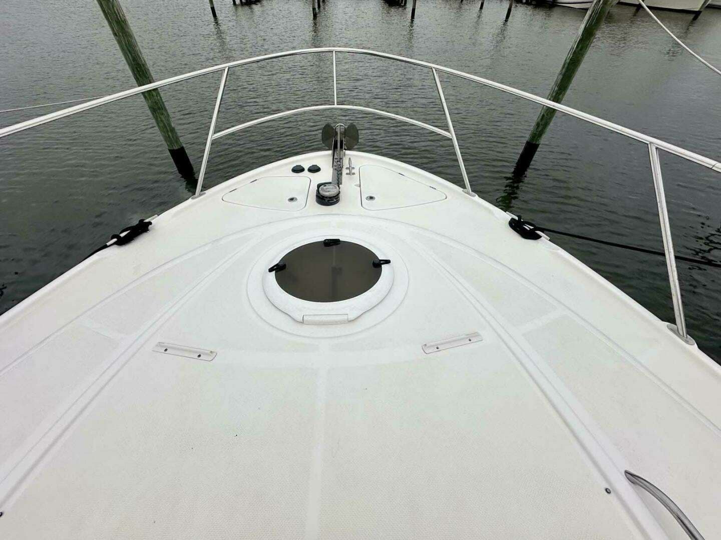 2007 Meridian 411 Sedan - Image 11