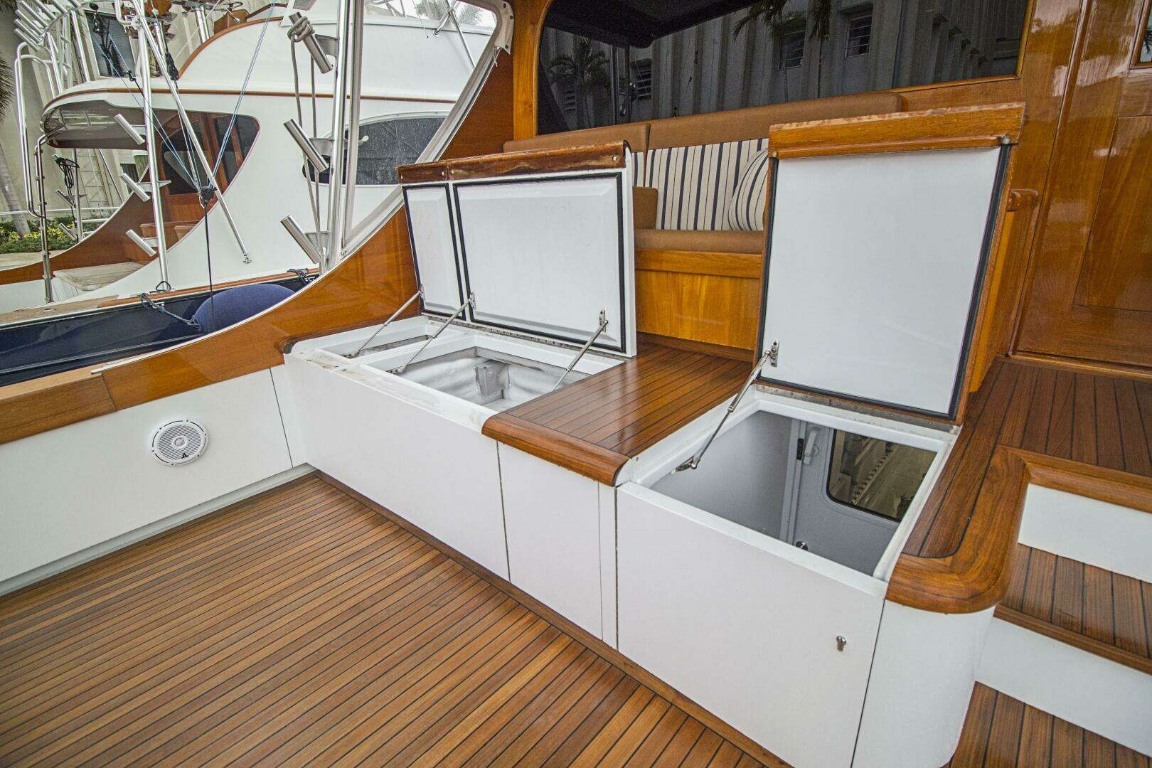 2000 Merritt 80 Sportfish - Image 14