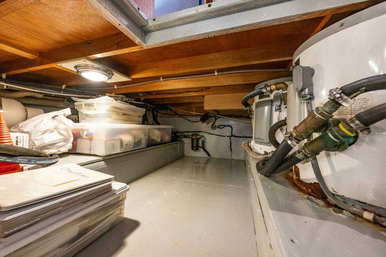 1991 Tollycraft 48 - Image 59