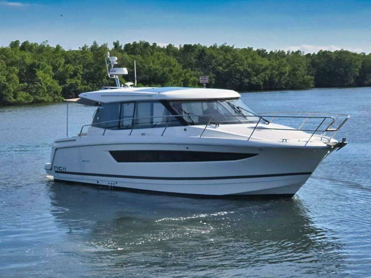 2018 Jeanneau NC 11 - Image 3