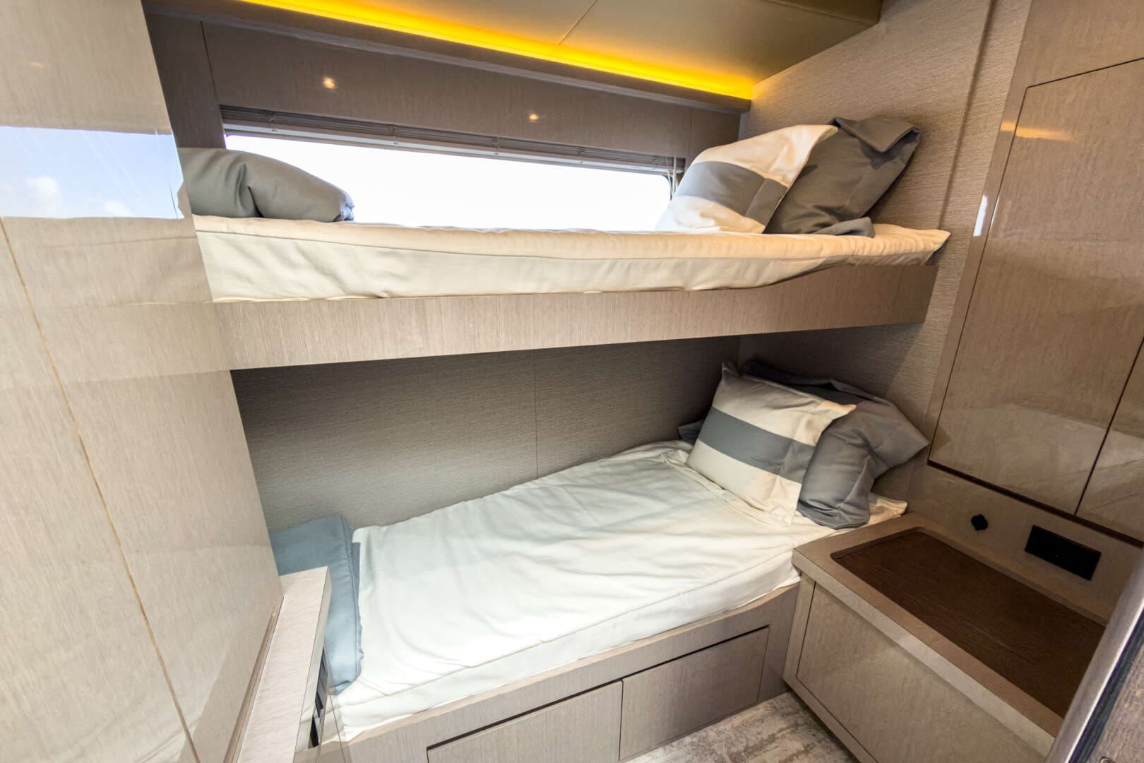 2026 Cruisers Yachts 50 FLY - Image 64
