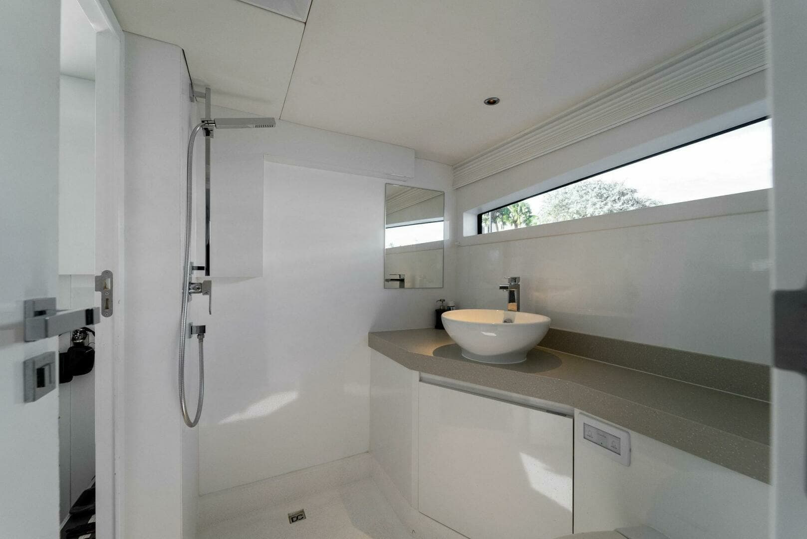 2019 Dutchcraft 56 Open - Image 40