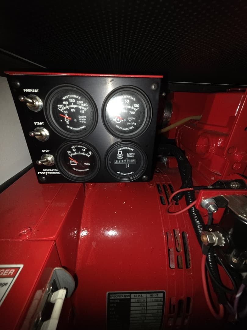 2002 Sea Ray 480 Motor Yacht - Image 44