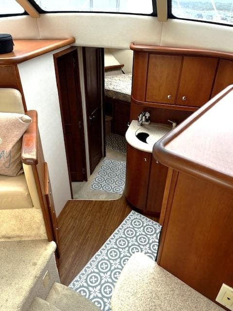 2004 Silverton 34 Convertible - 44